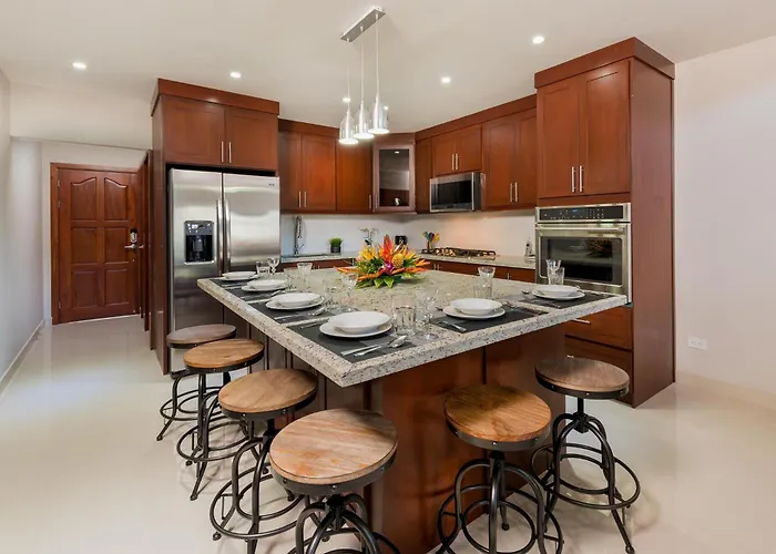 Flamingo Marina Cove 617- Oceanfront 3 Bedroom